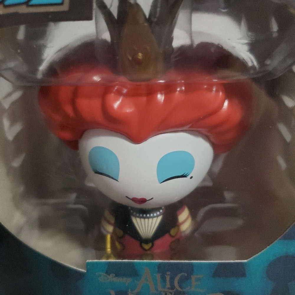 (Sun Damaged Box) Iracebeth Disney Alice in Wonderland Dorbz - Picture 4 of 11